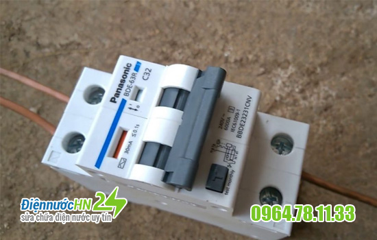 aptomat bị chập cháy
