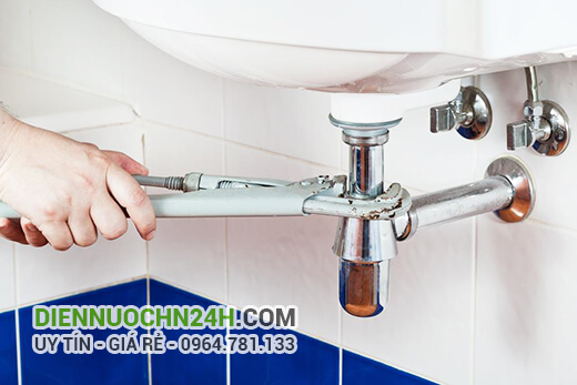 Sửa chữa điện nước tại Quán Thánh