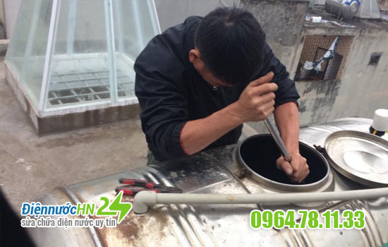 Thau rửa bể nước tại nhà 24h Thau rửa bể nước tại nhà 24h