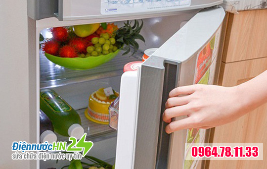 Hạn chế mở tủ lạnh và giảm nhiệt độ giúp tiết kiệm điện Hạn chế mở tủ lạnh và giảm nhiệt độ giúp tiết kiệm điện
